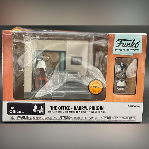 Brand New Funko The Office Darryl Mini Moments CHASE Mini-Figure Diorama Playset - Picture 3 of 8